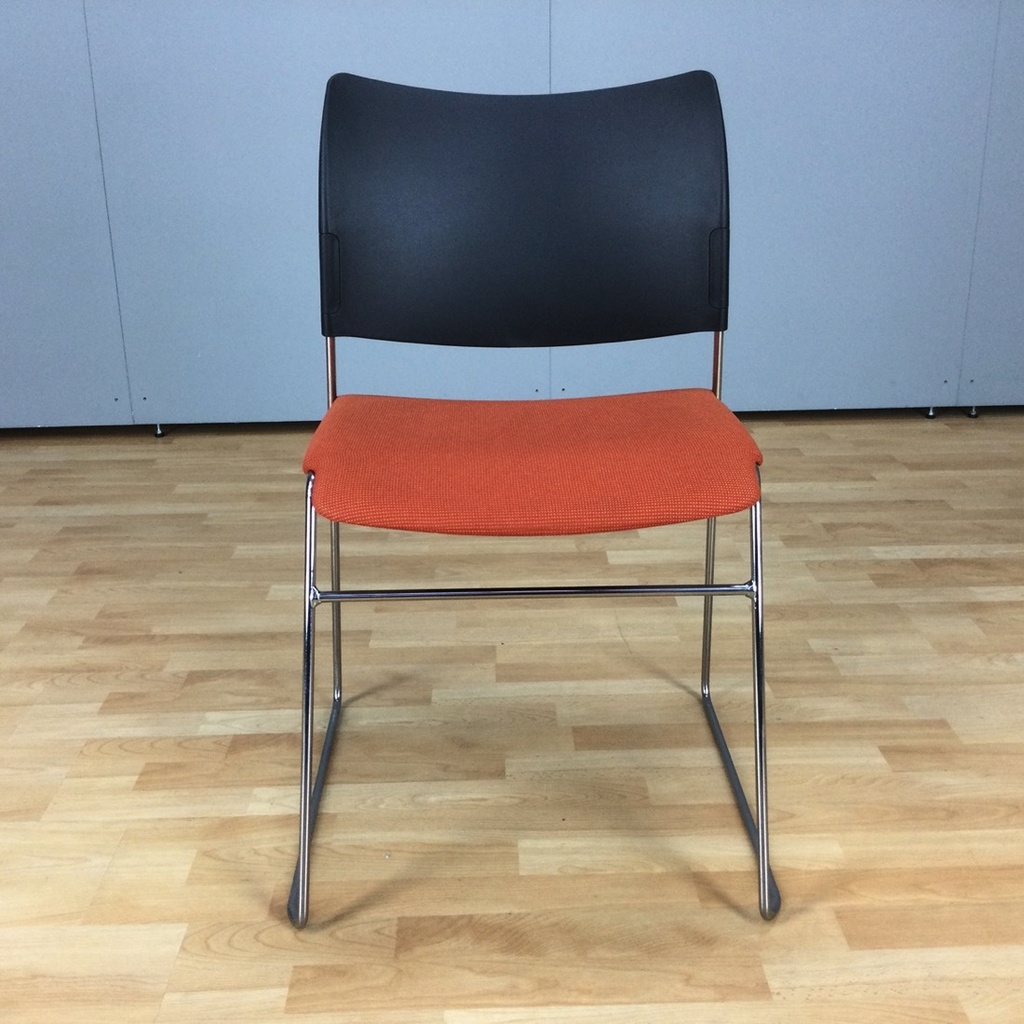 Senator Elios Konferenzstuhl - schwarz/orange - ohne Armlehnen - Kufengestell