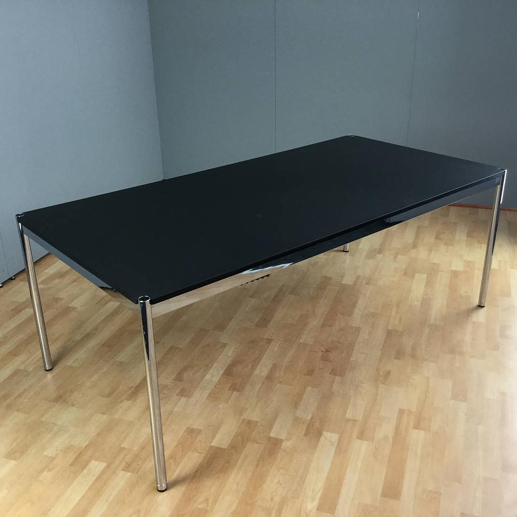 USM Haller Tisch 200x100cm Linoleum schwarz - Kante Buche